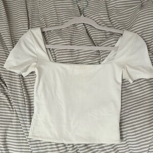 ARITZIA SQUARE NECK TOP